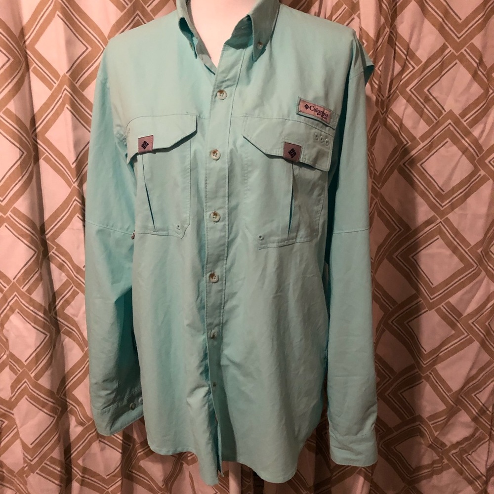 COLUMBIA Omni-shield shirt with initials CGG CUTE!